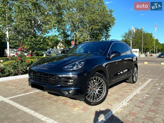 Синій Порше Cayenne, об'ємом двигуна 2.97 л та пробігом 140 тис. км за 33900 $, фото 1 на Automoto.ua