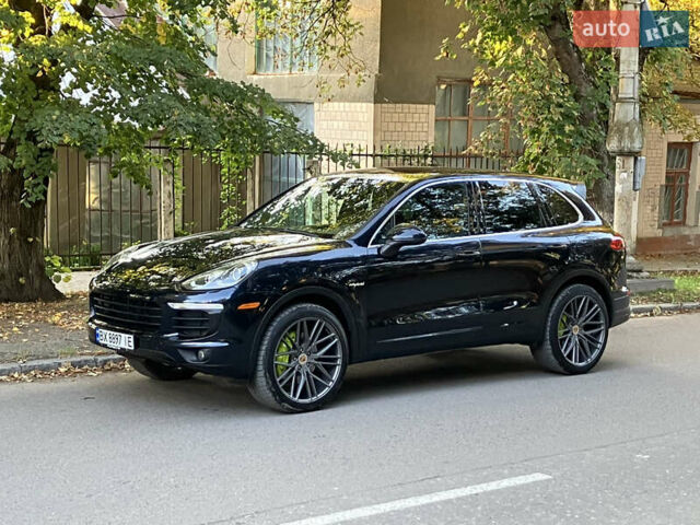 Синій Порше Cayenne, об'ємом двигуна 3 л та пробігом 249 тис. км за 38000 $, фото 1 на Automoto.ua