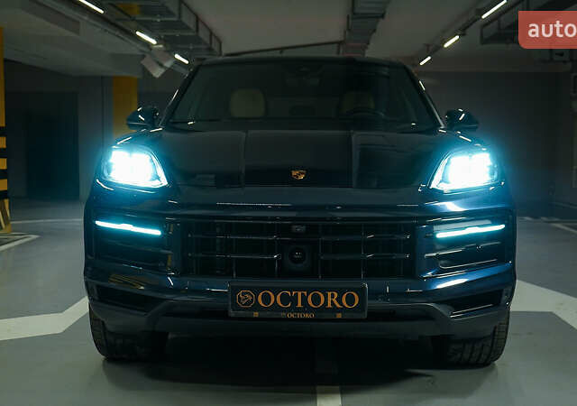 Синий Порше Каен, объемом двигателя 3 л и пробегом 5 тыс. км за 117000 $, фото 1 на Automoto.ua