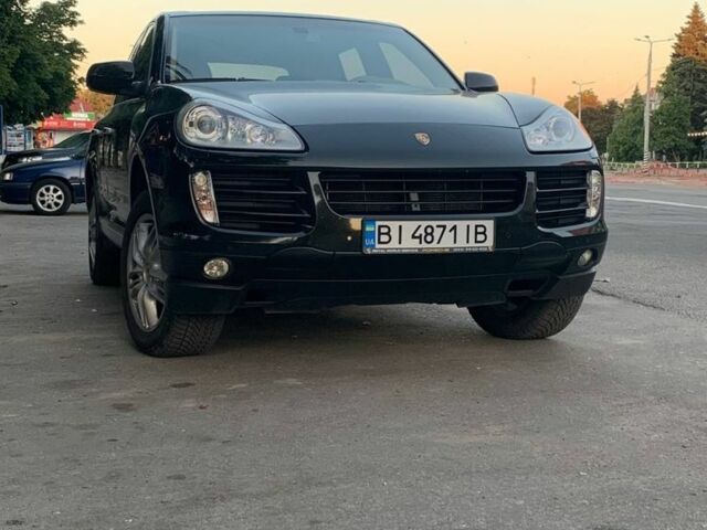 Зеленый Порше Каен, объемом двигателя 4.8 л и пробегом 280 тыс. км за 8999 $, фото 1 на Automoto.ua
