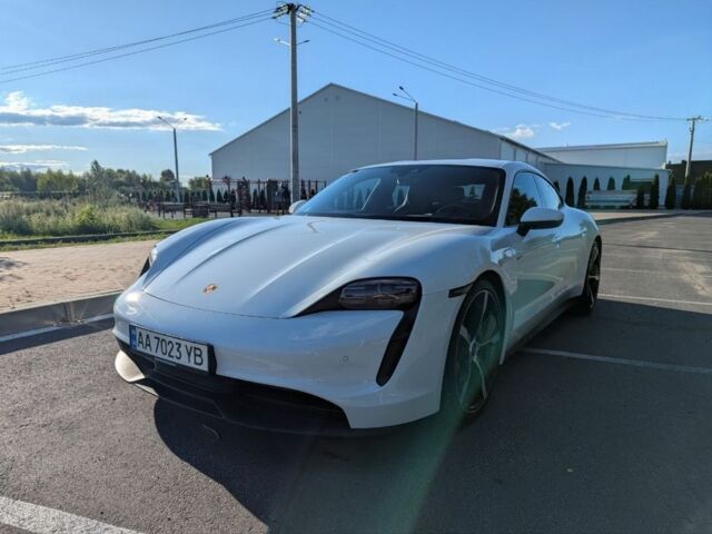 Белый Порше Другая, объемом двигателя 0 л и пробегом 77 тыс. км за 65000 $, фото 1 на Automoto.ua