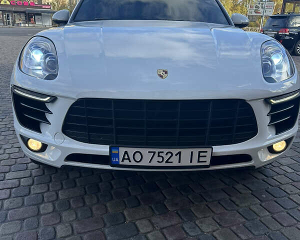 Белый Порше Масан, объемом двигателя 3 л и пробегом 140 тыс. км за 27777 $, фото 1 на Automoto.ua