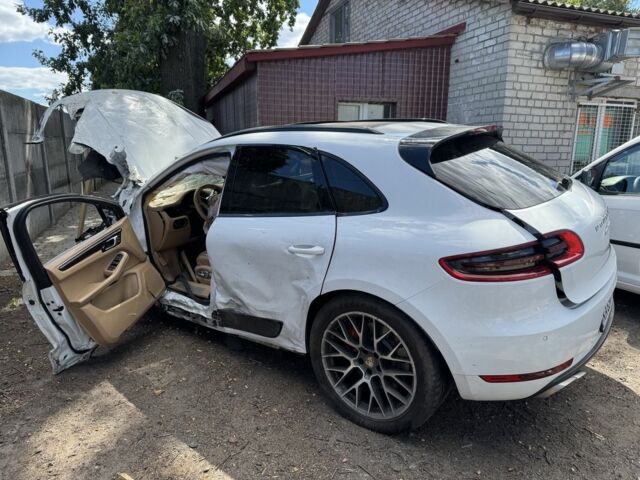 Белый Порше Масан, объемом двигателя 3.6 л и пробегом 155 тыс. км за 10000 $, фото 1 на Automoto.ua