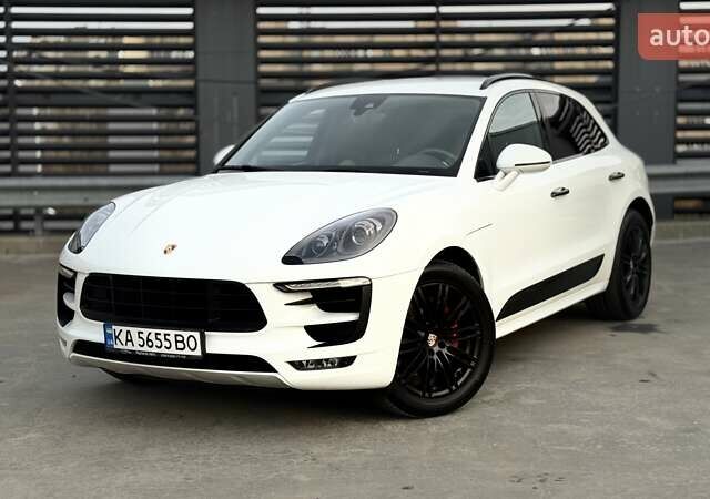 Белый Порше Масан, объемом двигателя 3 л и пробегом 101 тыс. км за 36900 $, фото 1 на Automoto.ua