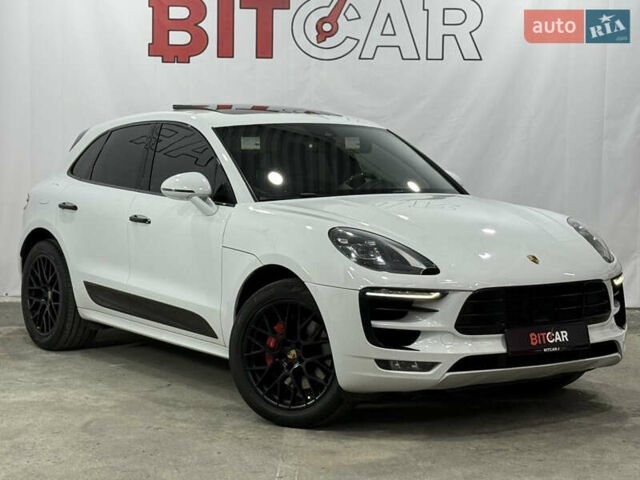 Белый Порше Масан, объемом двигателя 3 л и пробегом 140 тыс. км за 30000 $, фото 1 на Automoto.ua