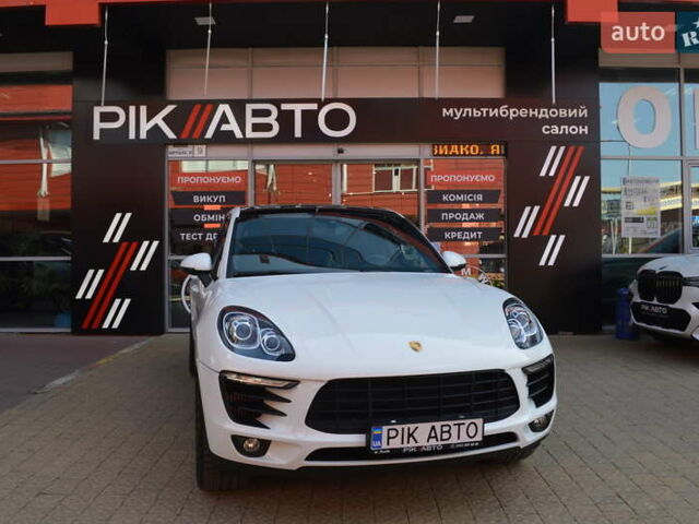 Белый Порше Масан, объемом двигателя 3 л и пробегом 88 тыс. км за 31900 $, фото 1 на Automoto.ua