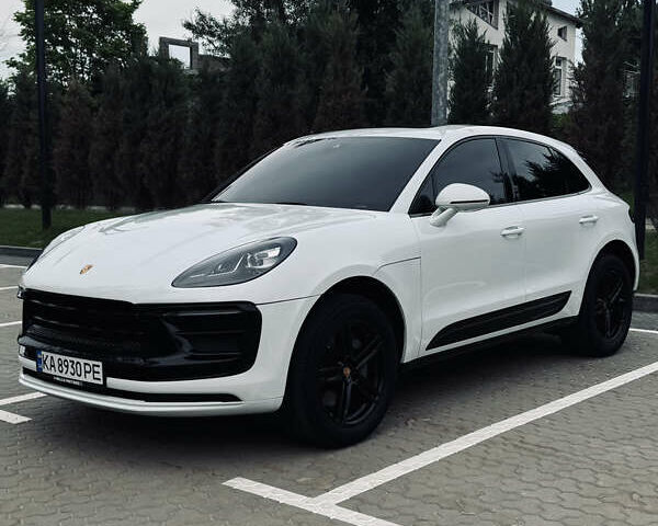 Белый Порше Масан, объемом двигателя 3 л и пробегом 78 тыс. км за 53900 $, фото 1 на Automoto.ua