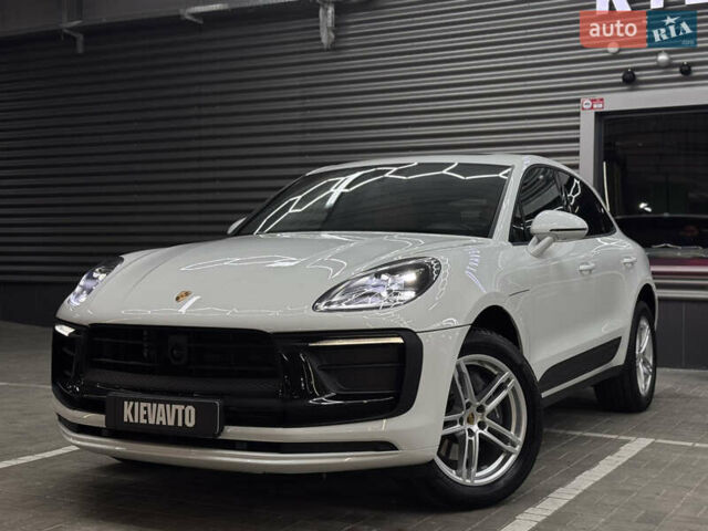 Белый Порше Масан, объемом двигателя 2 л и пробегом 7 тыс. км за 50000 $, фото 1 на Automoto.ua