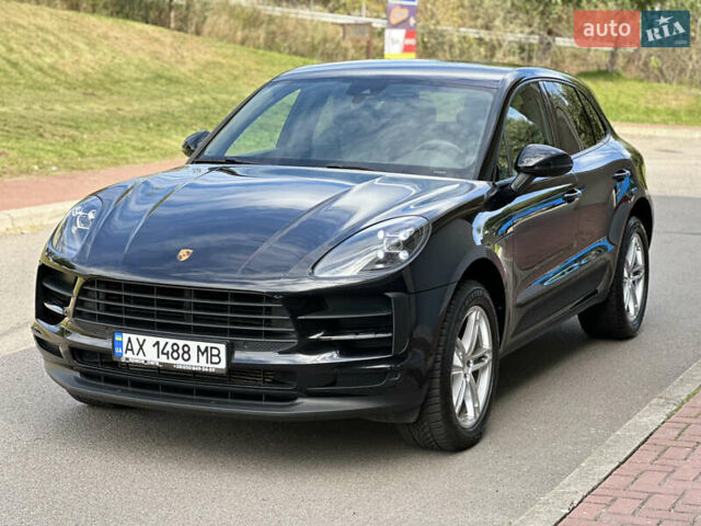 Чорний Порше Масан, об'ємом двигуна 2 л та пробігом 40 тис. км за 54900 $, фото 1 на Automoto.ua