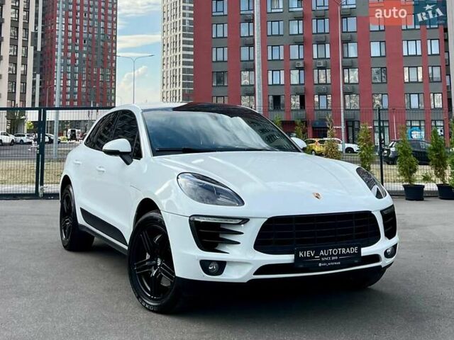 Порше Масан, объемом двигателя 3 л и пробегом 155 тыс. км за 25900 $, фото 1 на Automoto.ua