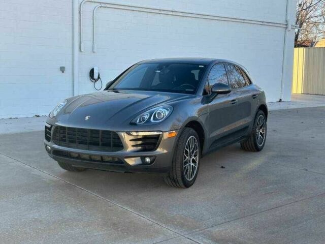 Серый Порше Масан, объемом двигателя 3 л и пробегом 45 тыс. км за 10700 $, фото 1 на Automoto.ua