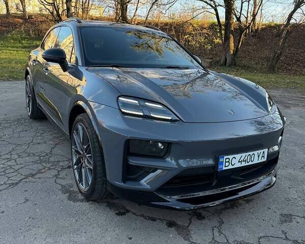 Сірий Порше Масан, об'ємом двигуна 0 л та пробігом 15 тис. км за 132498 $, фото 1 на Automoto.ua