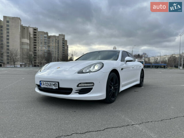 Білий Порше Panamera, об'ємом двигуна 3.61 л та пробігом 137 тис. км за 25300 $, фото 1 на Automoto.ua