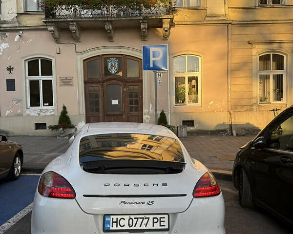 Белый Порше Панамера, объемом двигателя 4.81 л и пробегом 189 тыс. км за 24399 $, фото 1 на Automoto.ua