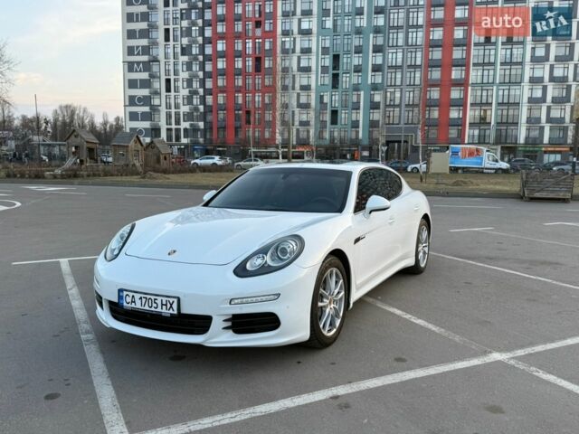 Белый Порше Панамера, объемом двигателя 3 л и пробегом 153 тыс. км за 29500 $, фото 1 на Automoto.ua