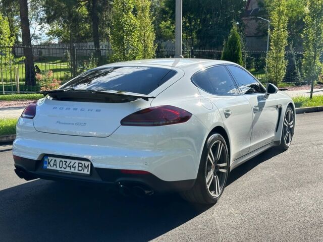 Белый Порше Панамера, объемом двигателя 4.81 л и пробегом 0 тыс. км за 32500 $, фото 1 на Automoto.ua