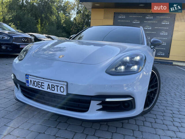 Білий Порше Panamera, об'ємом двигуна 2.89 л та пробігом 114 тис. км за 54500 $, фото 1 на Automoto.ua