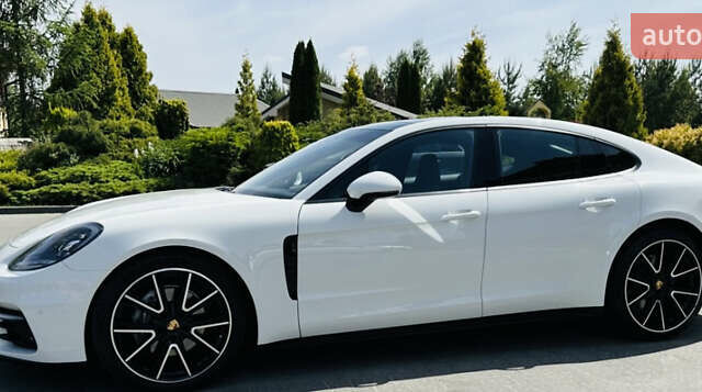 Белый Порше Панамера, объемом двигателя 3 л и пробегом 101 тыс. км за 48999 $, фото 1 на Automoto.ua