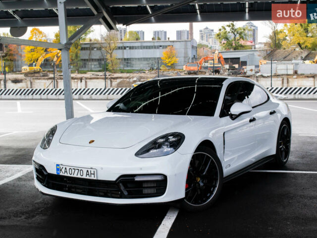 Білий Порше Panamera, об'ємом двигуна 4 л та пробігом 47 тис. км за 82500 $, фото 1 на Automoto.ua
