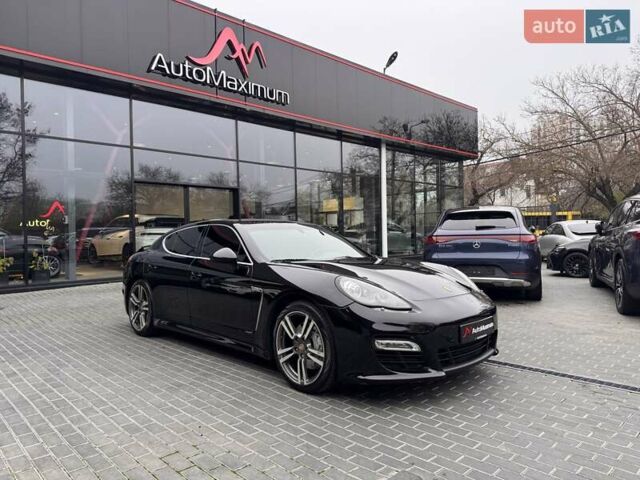 Черный Порше Панамера, объемом двигателя 4.81 л и пробегом 133 тыс. км за 15900 $, фото 1 на Automoto.ua