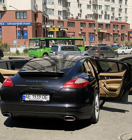 Чорний Порше Panamera, об'ємом двигуна 3.6 л та пробігом 108 тис. км за 24500 $, фото 1 на Automoto.ua