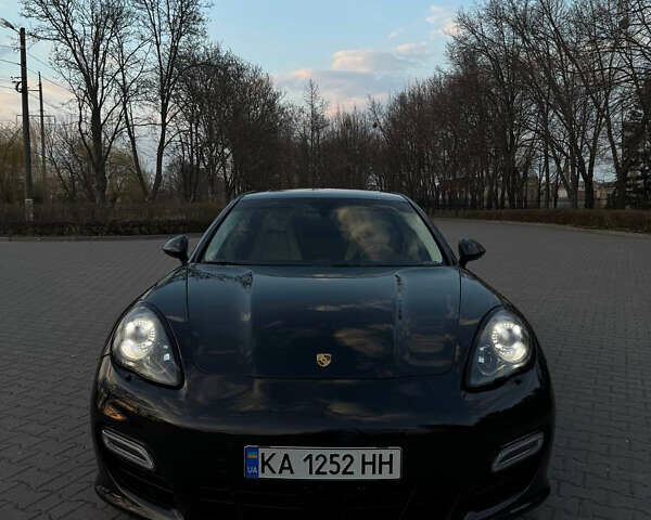 Чорний Порше Panamera, об'ємом двигуна 4.81 л та пробігом 98 тис. км за 35000 $, фото 1 на Automoto.ua