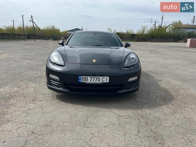 Чорний Порше Panamera, об'ємом двигуна 4.81 л та пробігом 150 тис. км за 16000 $, фото 1 на Automoto.ua