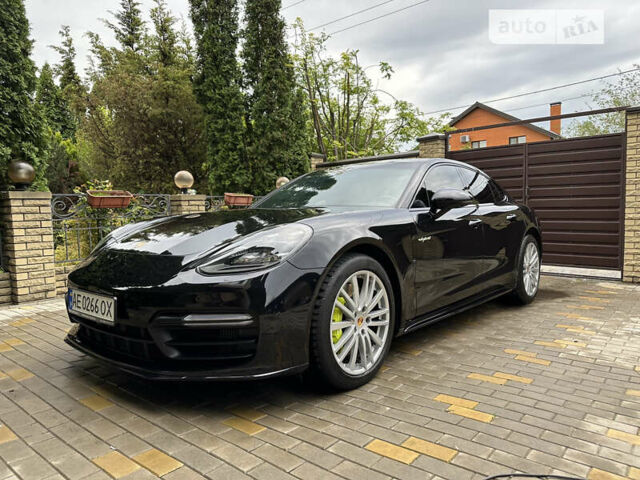 Чорний Порше Panamera, об'ємом двигуна 2.89 л та пробігом 41 тис. км за 83000 $, фото 1 на Automoto.ua