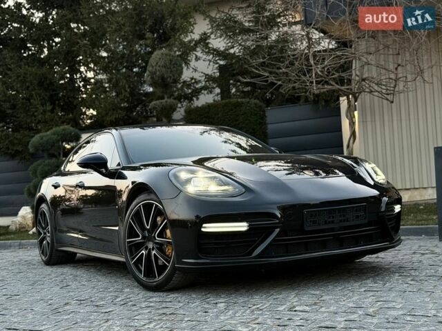 Чорний Порше Panamera, об'ємом двигуна 3 л та пробігом 94 тис. км за 53900 $, фото 1 на Automoto.ua