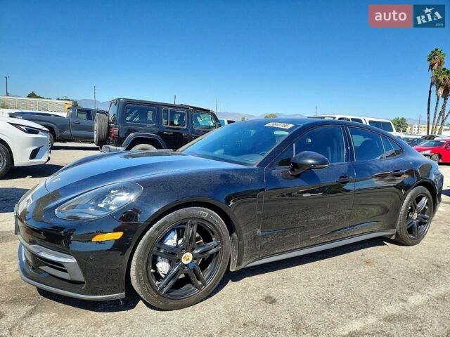 Чорний Порше Panamera, об'ємом двигуна 3 л та пробігом 108 тис. км за 17500 $, фото 1 на Automoto.ua