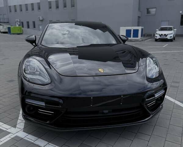 Черный Порше Панамера, объемом двигателя 4 л и пробегом 90 тыс. км за 60000 $, фото 1 на Automoto.ua