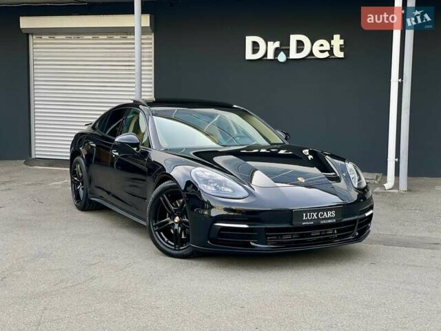 Чорний Порше Panamera, об'ємом двигуна 3 л та пробігом 95 тис. км за 61900 $, фото 1 на Automoto.ua