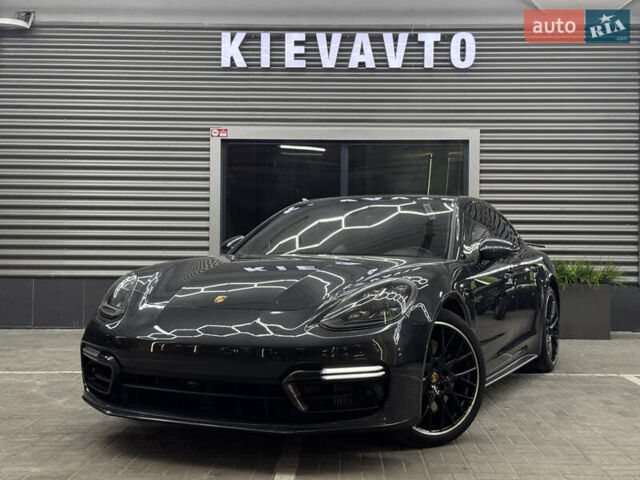 Черный Порше Панамера, объемом двигателя 4 л и пробегом 85 тыс. км за 97000 $, фото 1 на Automoto.ua
