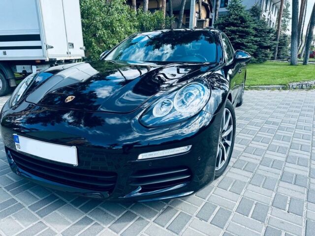 Чорний Порше Panamera, об'ємом двигуна 0 л та пробігом 29 тис. км за 44000 $, фото 1 на Automoto.ua