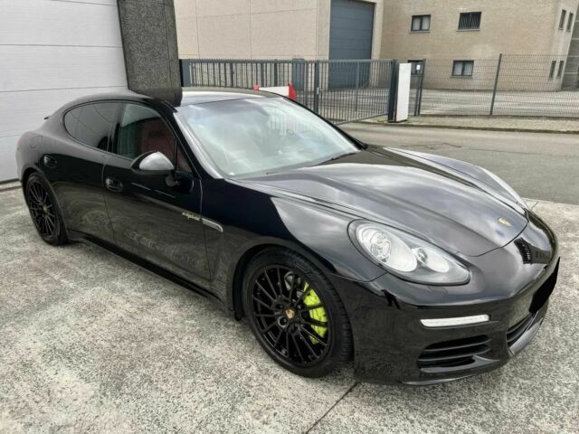 Чорний Порше Panamera, об'ємом двигуна 3 л та пробігом 79 тис. км за 16200 $, фото 1 на Automoto.ua