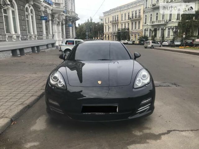 Чорний Порше Panamera, об'ємом двигуна 4.8 л та пробігом 100 тис. км за 43000 $, фото 1 на Automoto.ua