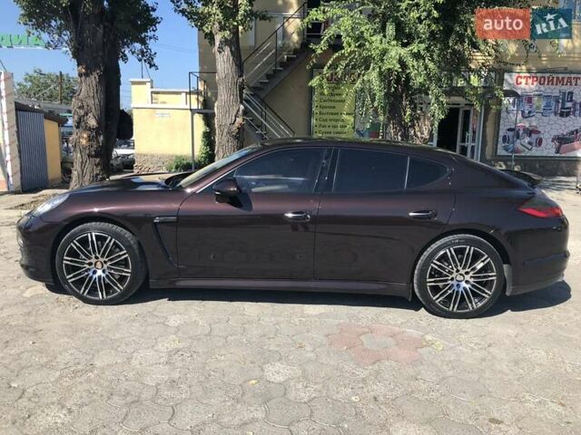 Порше Панамера 2012 в Одессе на Automoto.ua Коричневый Порше Панамера, объемом двигателя 3.61 л и пробегом 243 тыс. км за 21000 $, фото 1 на Automoto.ua
