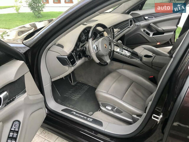 Коричневый Порше Панамера, объемом двигателя 4.8 л и пробегом 152 тыс. км за 26500 $, фото 1 на Automoto.ua