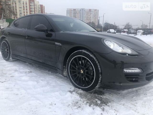 Коричневий Порше Panamera, об'ємом двигуна 0 л та пробігом 68 тис. км за 39900 $, фото 1 на Automoto.ua