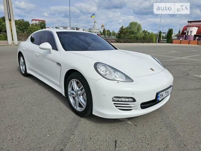 Порше Panamera, об'ємом двигуна 4.81 л та пробігом 120 тис. км за 27777 $, фото 1 на Automoto.ua