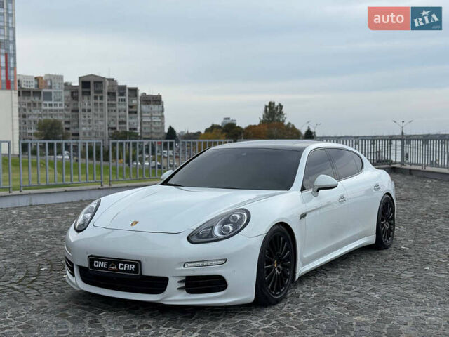 Порше Панамера 2013 в Днепре (Днепропетровске) на Automoto.ua Порше Панамера, объемом двигателя 3 л и пробегом 120 тыс. км за 32000 $, фото 1 на Automoto.ua