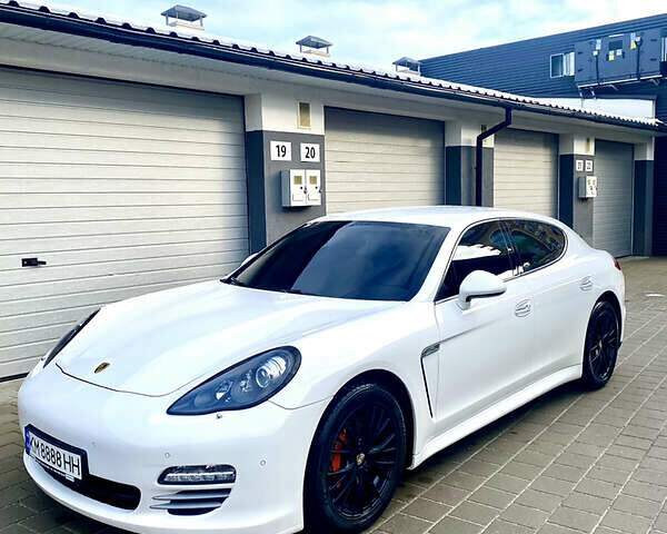 Порше Panamera, об'ємом двигуна 3.6 л та пробігом 95 тис. км за 27000 $, фото 1 на Automoto.ua