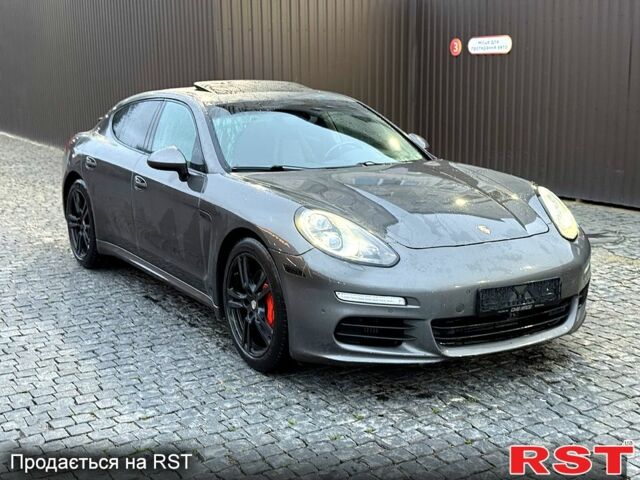 Порше Panamera, об'ємом двигуна 3 л та пробігом 122 тис. км за 32500 $, фото 1 на Automoto.ua