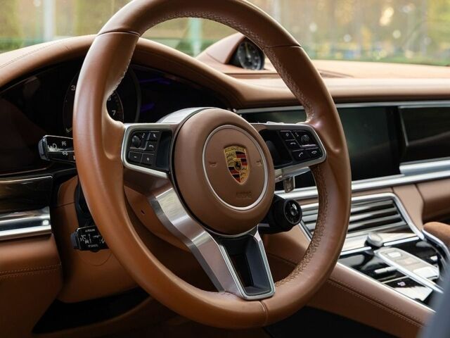 Сірий Порше Panamera, об'ємом двигуна 2.89 л та пробігом 77 тис. км за 70700 $, фото 1 на Automoto.ua