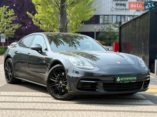 Сірий Порше Panamera, об'ємом двигуна 2.89 л та пробігом 64 тис. км за 53999 $, фото 1 на Automoto.ua