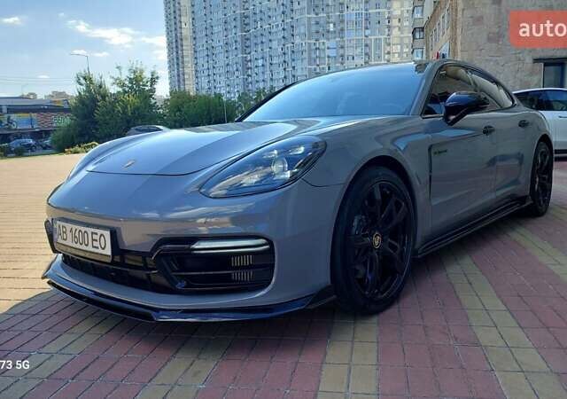 Сірий Порше Panamera, об'ємом двигуна 2.89 л та пробігом 84 тис. км за 92000 $, фото 1 на Automoto.ua