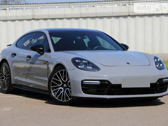 Сірий Порше Panamera, об'ємом двигуна 2.89 л та пробігом 80 тис. км за 89900 $, фото 1 на Automoto.ua