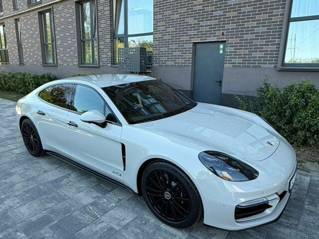 Сірий Порше Panamera, об'ємом двигуна 4 л та пробігом 27 тис. км за 136000 $, фото 1 на Automoto.ua