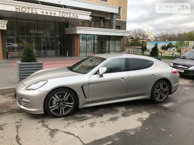 Сірий Порше Panamera, об'ємом двигуна 4.8 л та пробігом 92 тис. км за 32000 $, фото 1 на Automoto.ua