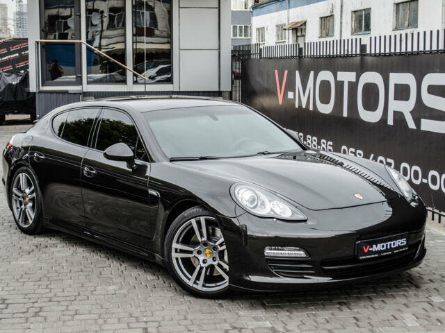 Сірий Порше Panamera, об'ємом двигуна 4.8 л та пробігом 90 тис. км за 39999 $, фото 1 на Automoto.ua